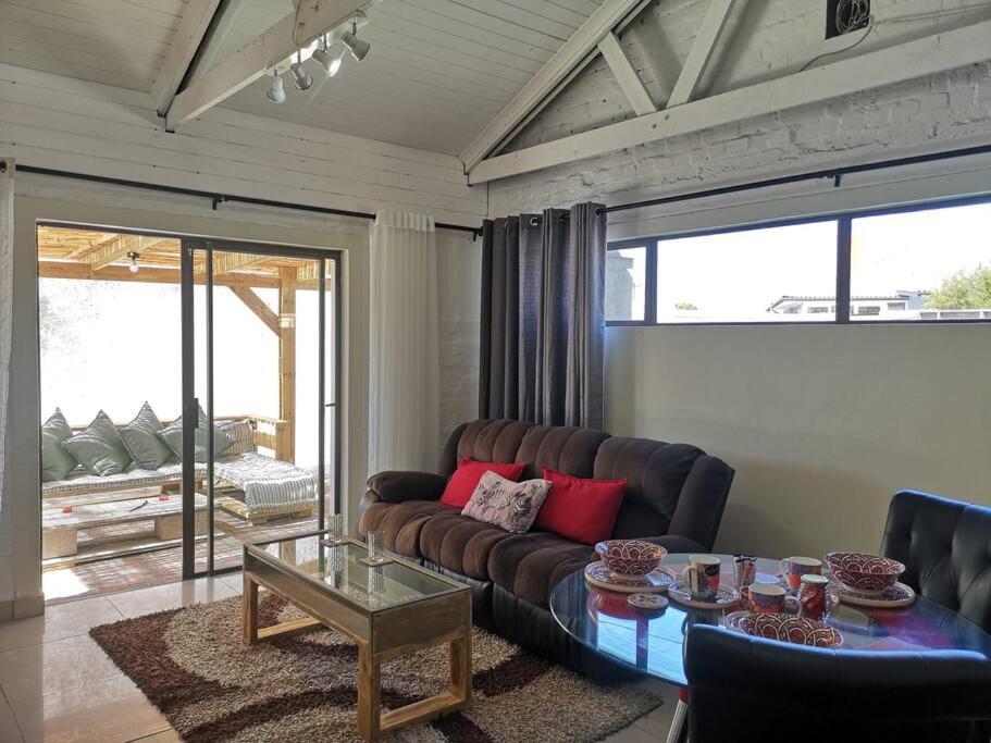 Coastal Cozy Apartment *